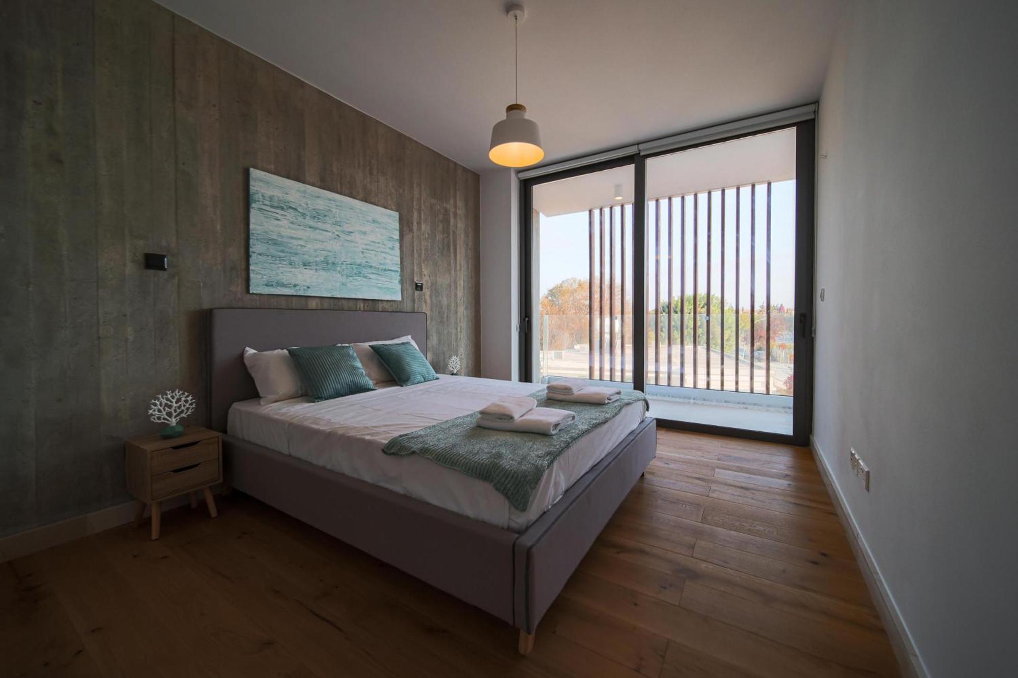 Апартаменты Avenue 102 1 Bed Пафос Экстерьер фото